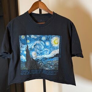 Starry Night Graphic Cropped Tee. Size L
